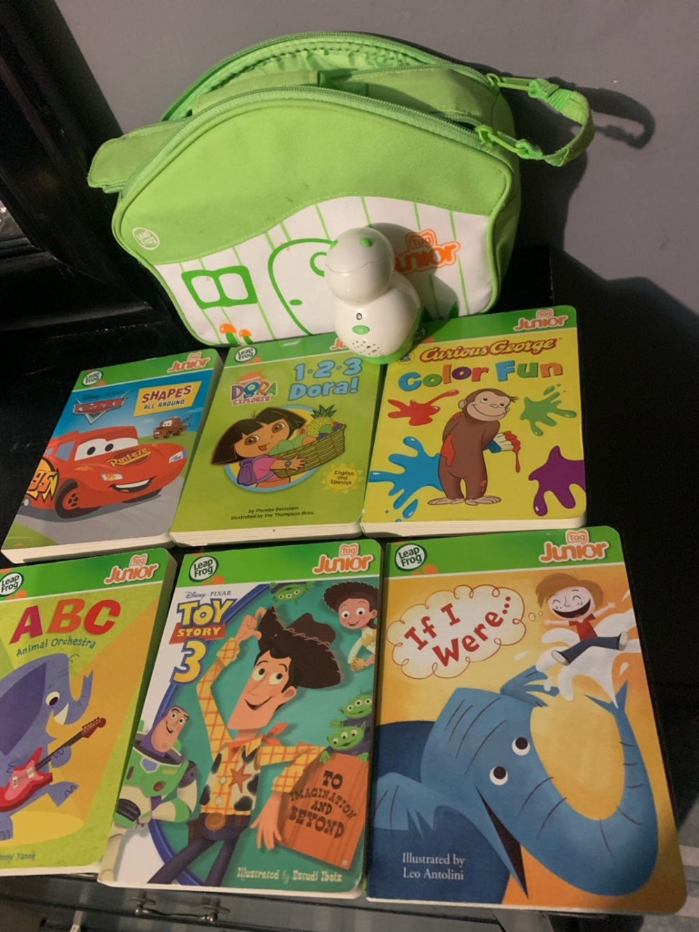 Leap Frog Tag Junior Reading System Kids 6 Books With Reader & Tote Working